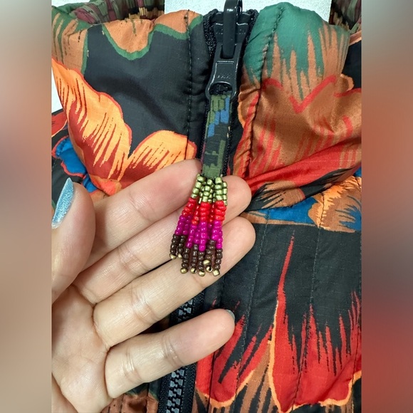 Farm Rio Printed Reversible Crazy Mix Puffer Jacket Fun Print Boho Hippie M SOLD - Picture 12 of 13